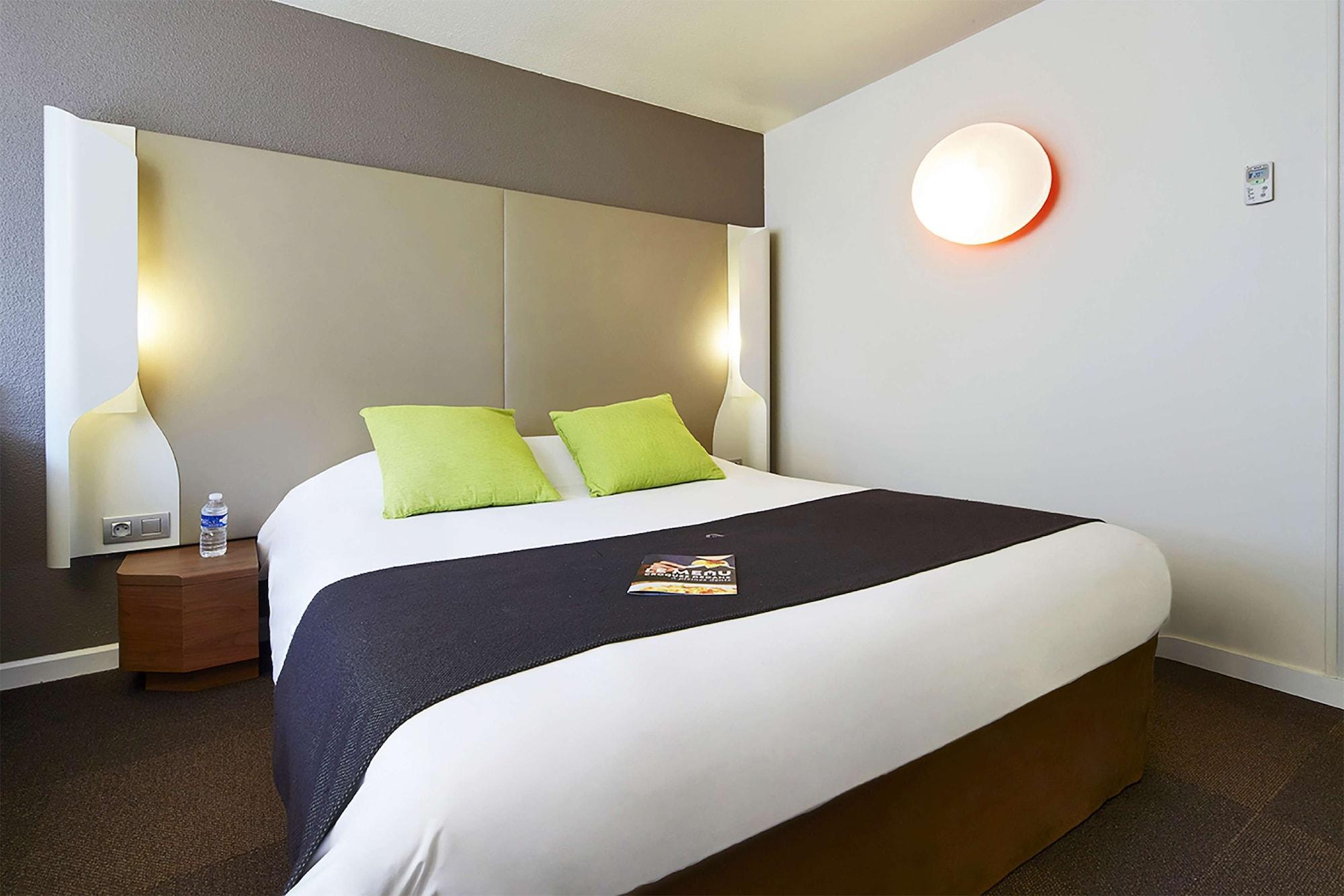 Campanile Tours Sud - Chambray-Les-Tours Hotell Exteriör bild