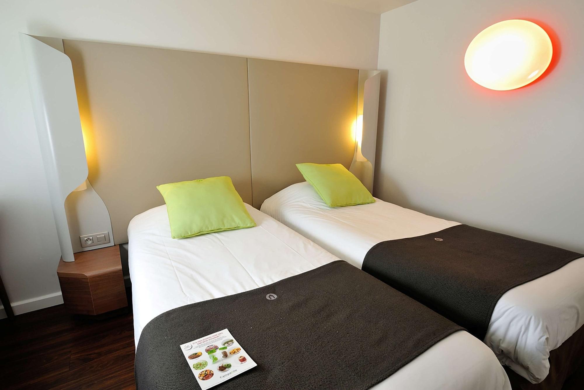 Campanile Tours Sud - Chambray-Les-Tours Hotell Exteriör bild